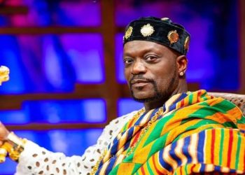 L’artiste chanteur, auteur compositeur Frederic Desire Patrice Ehui dit meiway,60 ans a été investi ambassadeur extraordinaire de l’Abissa de Tiapoum