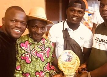 Roro le comédien, un artiste de la région du centre du pays a remporté la première édition des Oscars de la culture baoulé