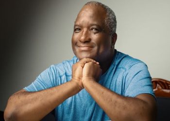 Serge Bilé a été nommé président du jury du grand Prix Cultura dont le lancement aura lieu ce samedi 19 novembre 2022