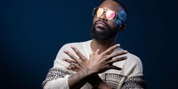 Le mercredi 16 novembre 2022, l’artiste chanteur congolais Fally Ipupa a été intronisé par les autorités coutumières ‘’Anamongo’’