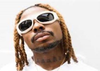 l’artiste nigérian Asake