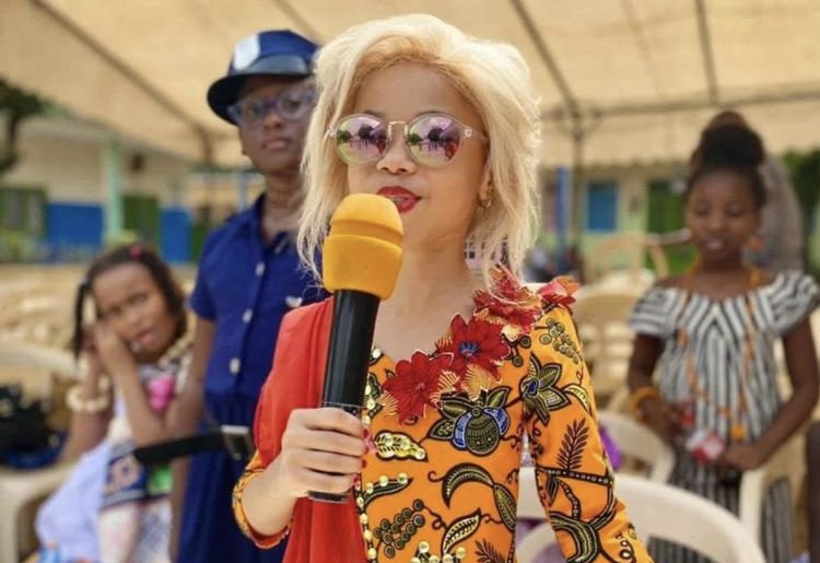 le sosie de la Première Dame Dominique Ouattara