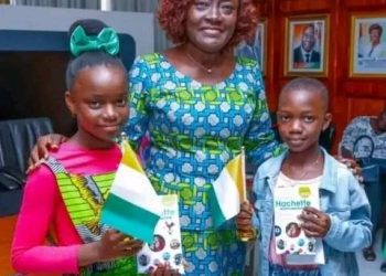 Anne Douflé et Sephora Gué sont retenues pour concours international de dictée