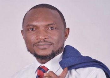 Le journaliste Alain Mwamba