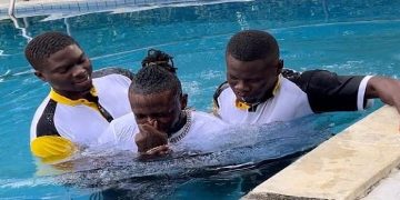 Fanicko fait son baptême