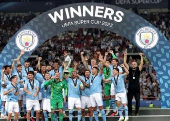 Manchester City remporte le trophée
