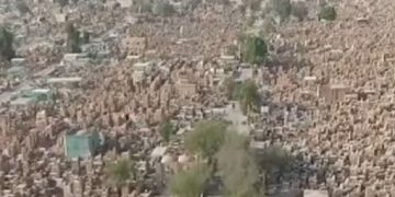 Chiite de Najaf le plus grand cimetière du monde