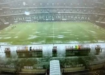 Inondation de la pelouse du Stade d’Ebimpé