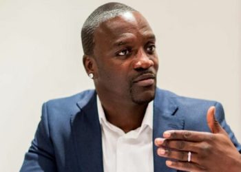 Akon a répondu de manière véhémente aux accusations d’agressions sexuelles énoncées par Suge Knight
