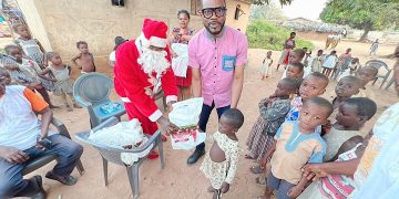 André Silver Konan offre un arbre de Noël à 2500 enfants