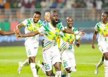 Les Aigles favoris devant les Eléphants