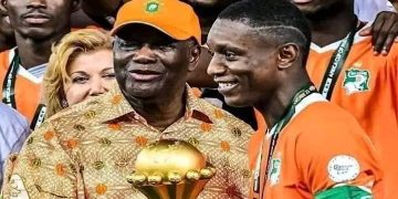 Alassane Ouattara récompense les champions de la CAN