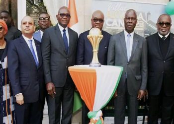 le Trophée de la Coupe d’Afrique des Nations (CAN) 2023 a été présenté à la diaspora ivoirienne