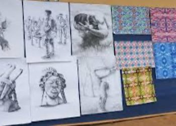 les tableaux confectionnés à partir des objets de récupération