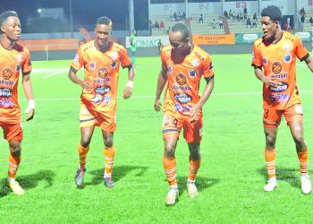 FC San-Pedro prend la tête du championnat