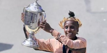 La Kényane Hellen Obiri