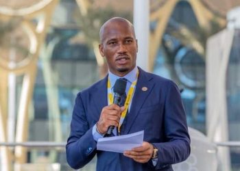 Didier Drogba à la résidence de Henri Konan Bédié