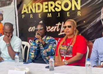 Anderson 1ᵉʳ et Emma Dobré en conférence de presse