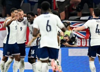 L’Angleterre arrache sa place en finale
