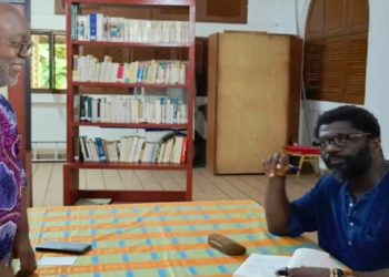 Le célèbre écrivain Armand Patrick Gbaka-Brédé dit Gauz a animé une conférence dédicace le samedi 13