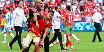 Des supporters marocains envahissent l’air de jeux