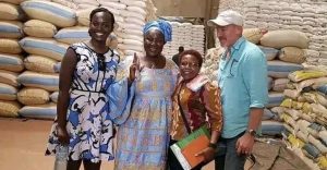 Mamounata Velegda, 66 ans, est devenue une icône de l’entrepreneuriat au Burkina Faso