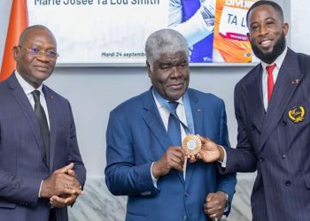 À l'issue des Jeux Olympiques de Paris 2024, les deux porte-drapeaux de la délégation ivoirienne, Cheick Cissé Sallah et Marie-Josée Ta Lou, ont été reçus avec les honneurs ce mardi 24 septembre 2024 par le Gouvernement de Côte d'Ivoire