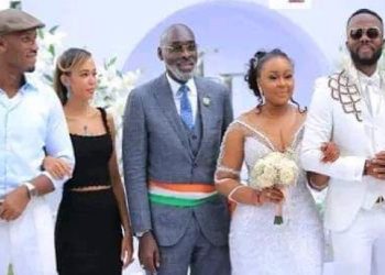 À l'occasion du mariage civil de l’artiste DJ Kerozen avec Bintou Coulibaly, le maire de Cocody, Jean-Marc Yacé, a profité de la cérémonie pour prodiguer des conseils avisés au jeune couple