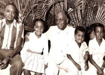 Félix Houphouët-Boigny, homme, à la trajectoire singulière et au nom lourd de sens