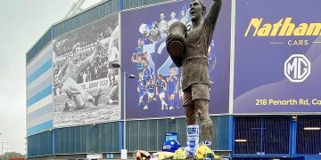 C’est avec une grande émotion que les supporters de Cardiff City FC se sont rassemblés autour du stade Cardiff City Stadium ce lundi 2 septembre 2024