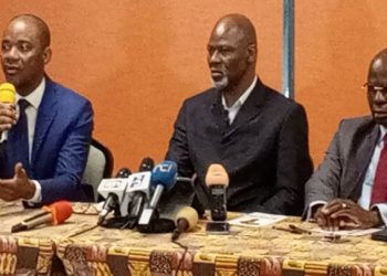 Le président de l’Africa Sports d’Abidjan, Kuyo Téa Narcisse, a tenu une conférence de presse le lundi 23 septembre 2024 à l’hôtel Palm-Club à Cocody, Abidjan