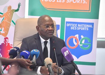 Ce lundi 23 septembre 2024, le ministre délégué auprès du Premier ministre chargé des Sports et du Cadre de Vie, Adjé Silas Metch, a tenu une conférence de presse à Abidjan pour aborder la gestion des infrastructures sportives du pays