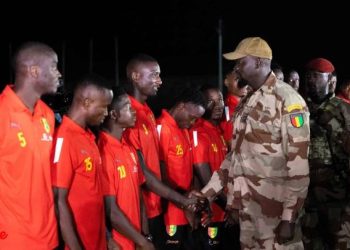 Mamadi Doumbouya soutient Serhou Guirassy