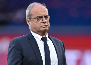 La FIFA a récemment proposé aux fédérations nationales de football d'introduire une troisième période de transferts d'une durée de dix jours