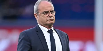 La FIFA a récemment proposé aux fédérations nationales de football d'introduire une troisième période de transferts d'une durée de dix jours