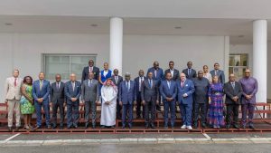 Le Premier Ministre ivoirien, Dr Beugré Mambé, également Ministre des Sports et du Cadre de Vie, a rencontré ce mardi le Président de la Fédération internationale de basketball (FIBA), Saud Ali Al Thani