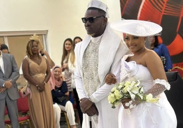 Ariel Sheney, 34 ans, et sa compagne Nadiya Sabeh, atteinte d’un cancer selon lui se sont unis ce samedi 7 décembre 2024