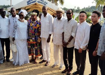 Brownville, joyau touristique de l'Île Boulay situé dans la prestigieuse Baie des Milliardaires, a accueilli une célébration grandiose orchestrée par SEM Benoît Kamena Brown et sa structure, Brownville Management