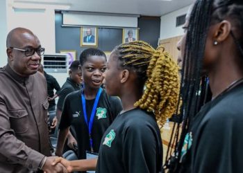 Le Président de la FIF galvanise les Éléphantes cadettes