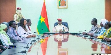 Le Président Ibrahim Traoré échange avec des cinéastes