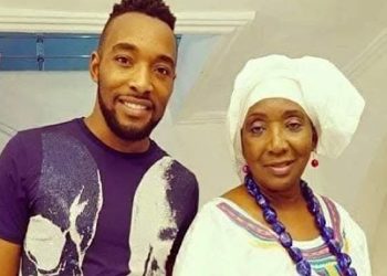 Aïcha Koné et son fils Tshaga