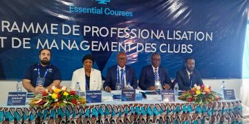 La Fédération Ivoirienne de Football (FIF) et la FIFA unissent leurs forces pour organiser un séminaire inédit dédié à la professionnalisation et à la gestion des clubs de Ligue 1