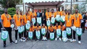 La Fédération Ivoirienne de Football (FIF) a organisé, le mercredi 7 mai 2025, une cérémonie d’hommage en l’honneur des sélections nationales U17 filles et garçons