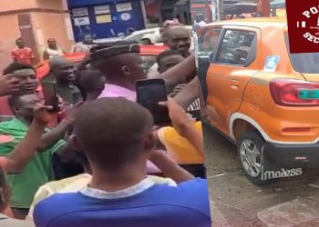 serpent qui s’est retrouvé dans une Voiture de Transport avec Chauffeur (VTC)