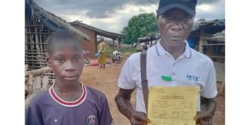 Tokpa Doueu Bagui Sidney, amputé des deux bras a validé son Certificat d’études primaires élémentaires (CEPE) session 2025