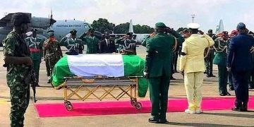 l'ex-chef militaire puis président élu de 2015 à 2023, Muhammadu Buhari, à été inhumé le mardi 15 juillet 2025