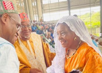 Décédée le mercredi 16 juillet en Côte d'Ivoire, Hadja Mamadou Djiwo Diallo, la mère de l'ancien international Barry Boubacar Copa dit Copa Barry a été inhumée le vendredi 18 juillet 2025