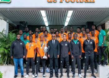 les Éléphanteaux Juniors ont été chaleureusement reçus ce jeudi 31 juillet 2025 par le Président de la Fédération Ivoirienne de Football (FIF), M. Yacine Idriss Diallo