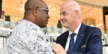 Gianni Infantino et Yacine Idriss Diallo
