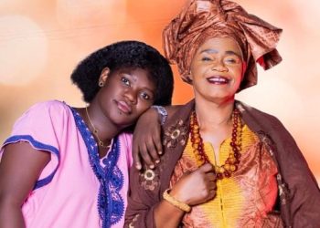 Nahawa Doumbia et sa fille Doussou Bagayoko